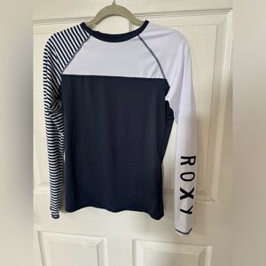 ROXY rash guard